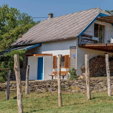 Σπίτι διακοπών Szivecske Haz - *