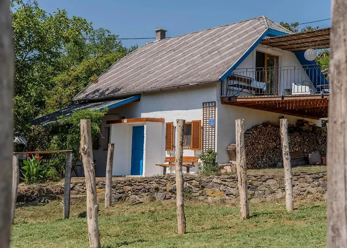 Feriehus Szivecske Haz - *